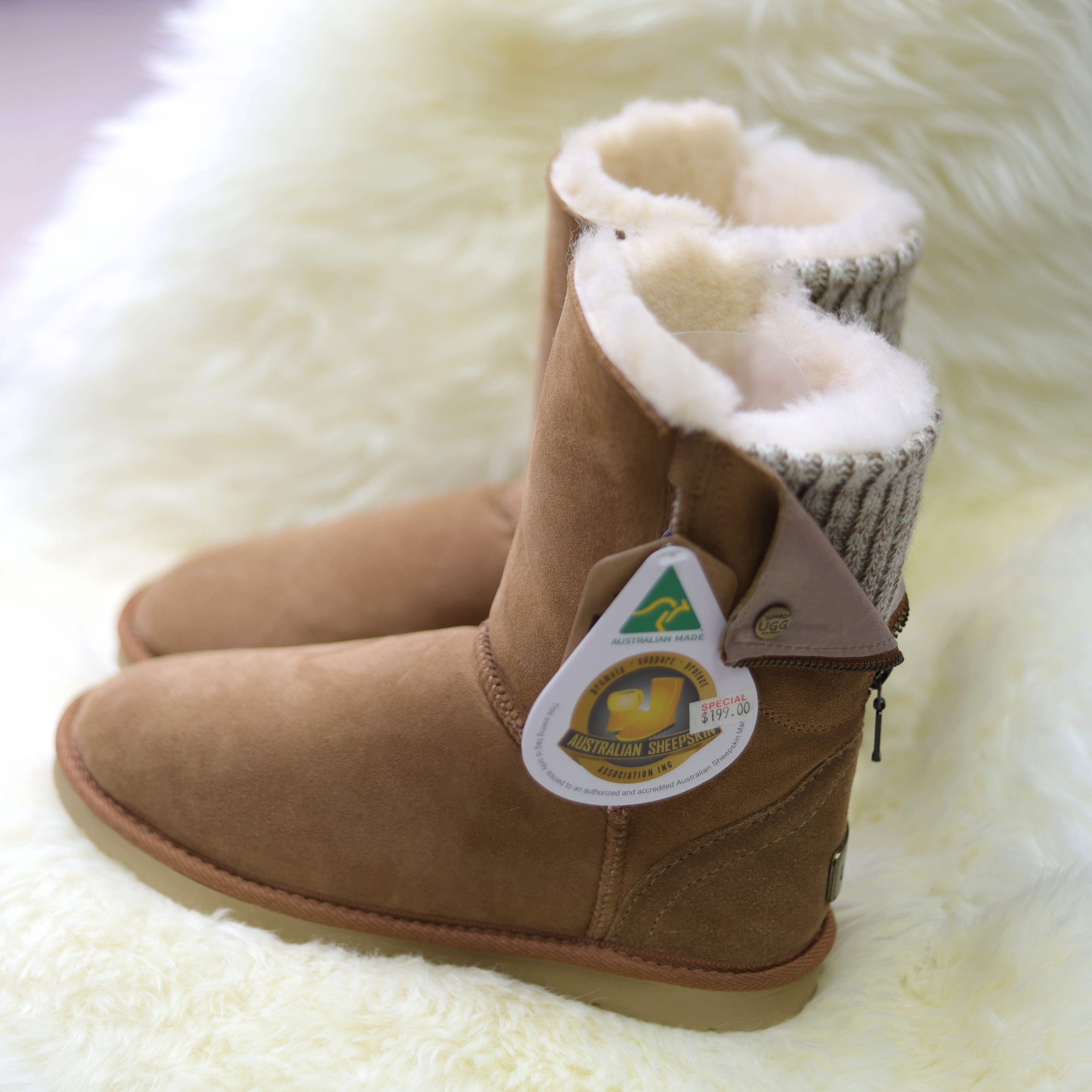 UGG Classic short Made in Australia