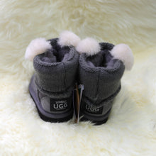 Load image into Gallery viewer, Kids  UGG boots
